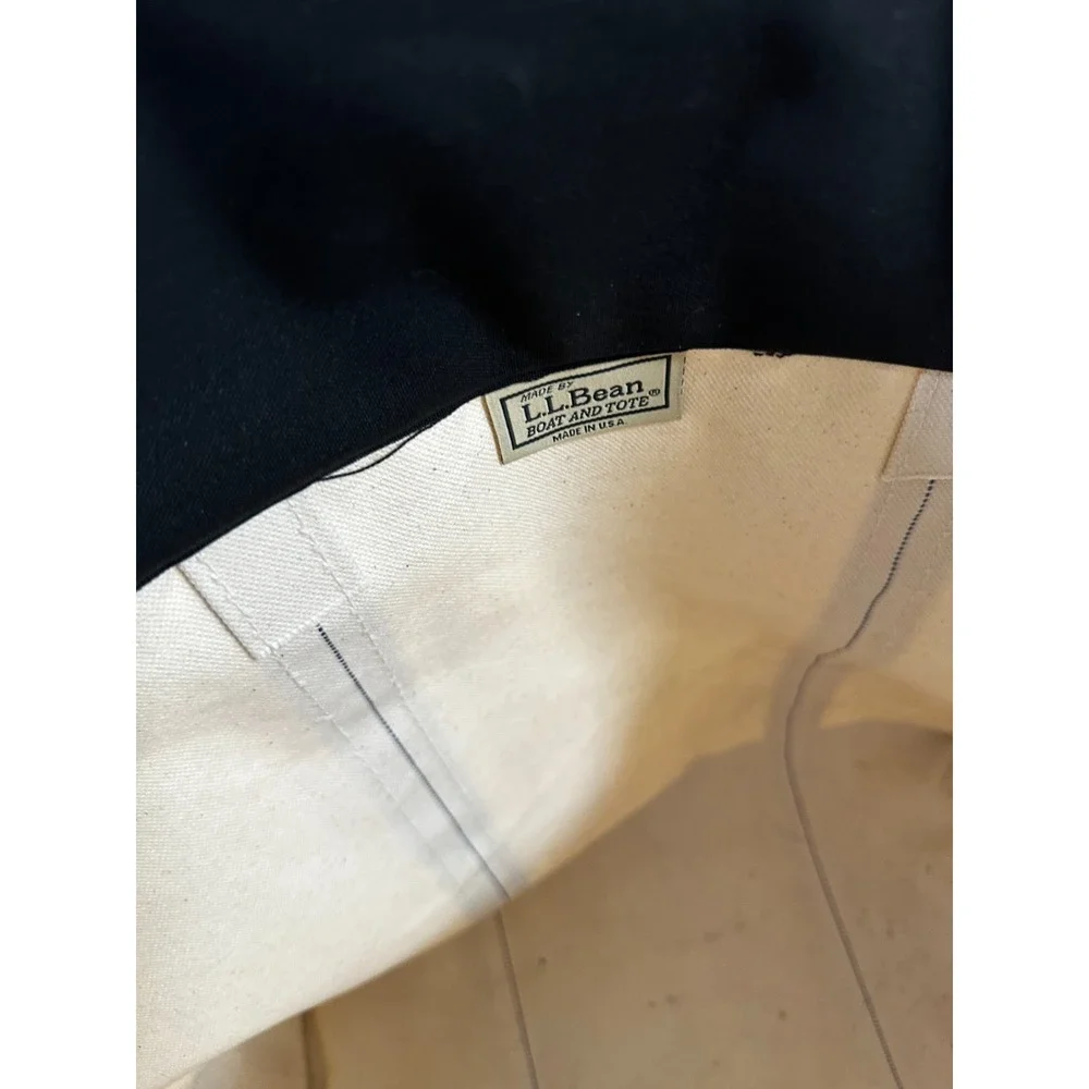LL Bean Boat And Tote Bag Cream Black Dynasty Logo Zipper Top Large Shoulder